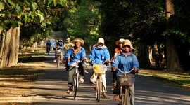 Dopravná špička v Kambodži.