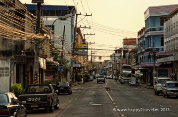V uliciach provinčného mesta Ubon Rachathani
