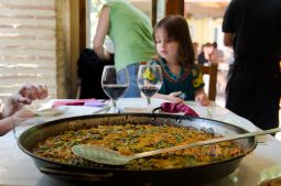 Tradičné valenciánske rizotto Paella