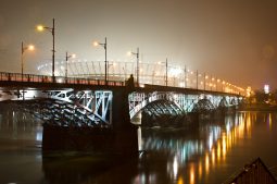 Most Księcia Józefa Poniatowskiego v noci