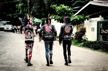 Punk's not Dead - rangúnski pankáči v akcii