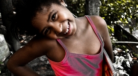 Deti slumov: dievčatá sa tu stávajú matkami často vo veku 13-14 rokov